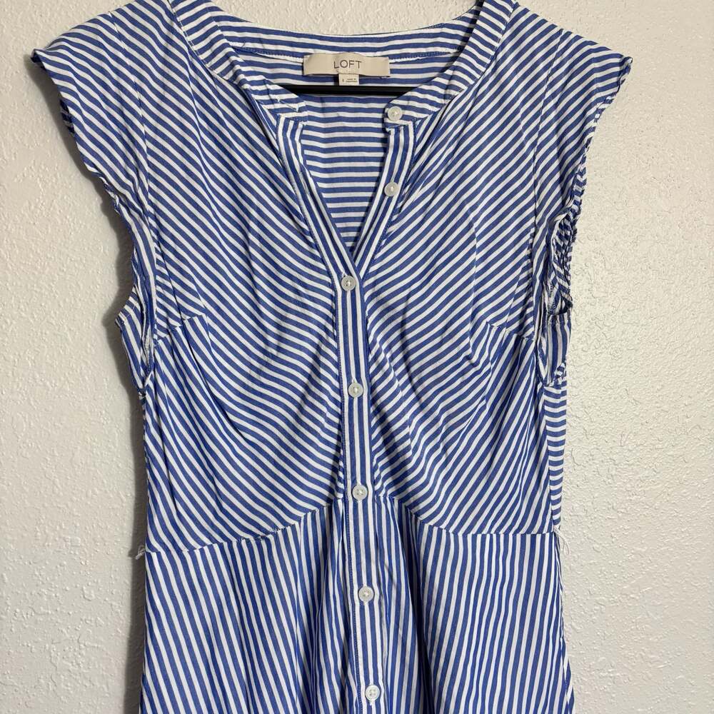 LOFT Women's Striped V-Neck Flutter Sleeve Button-Down Rayon Mini Dress Size 4 - Picture 2 of 8